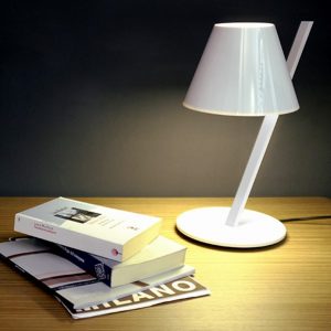 Artemide La Petite Mesa branco